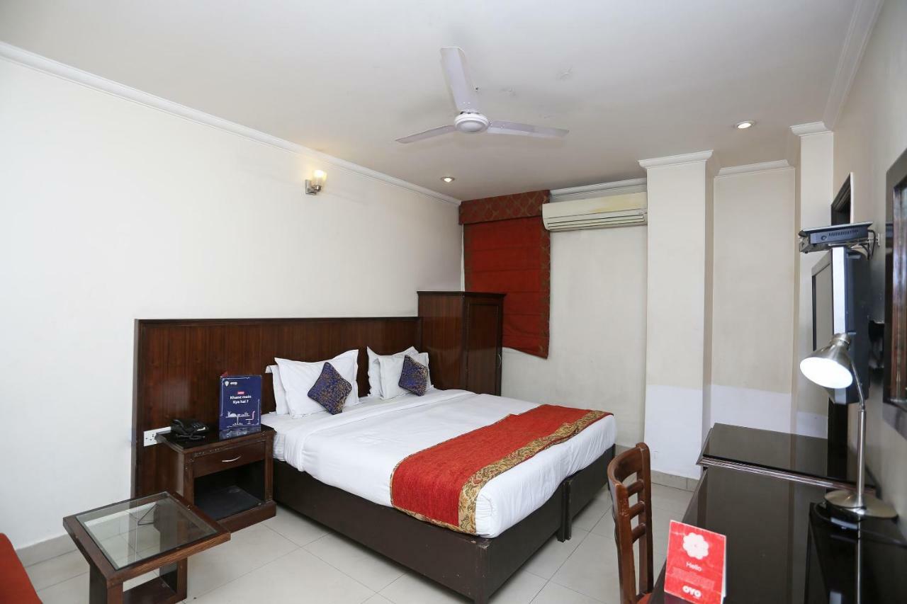 Hotel Clark Heights Nuova Delhi Esterno foto