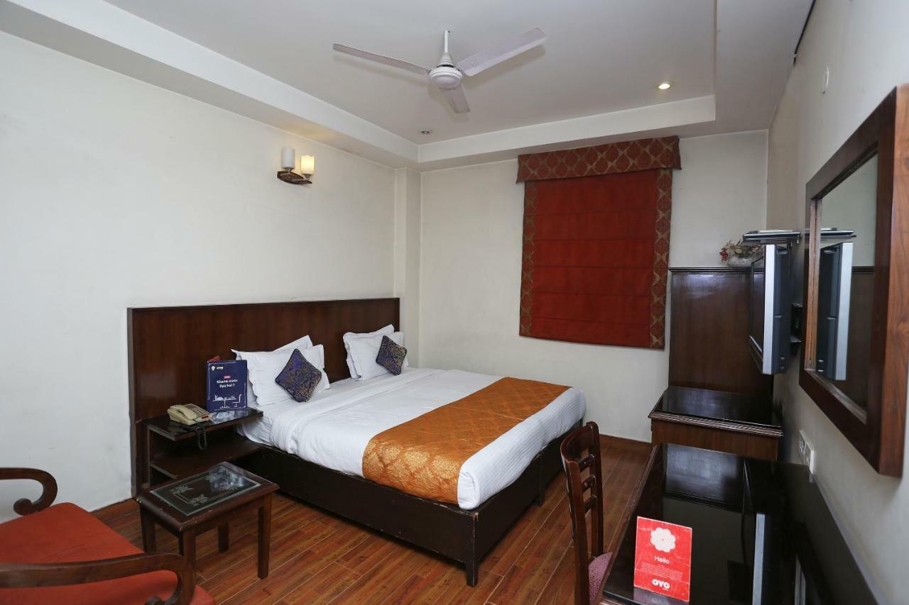 Hotel Clark Heights Nuova Delhi Esterno foto