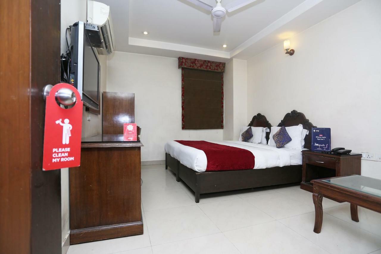 Hotel Clark Heights Nuova Delhi Esterno foto